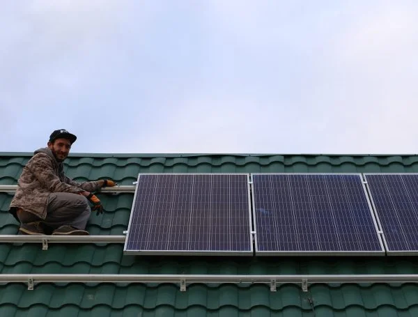 Facts and fables about solar panels