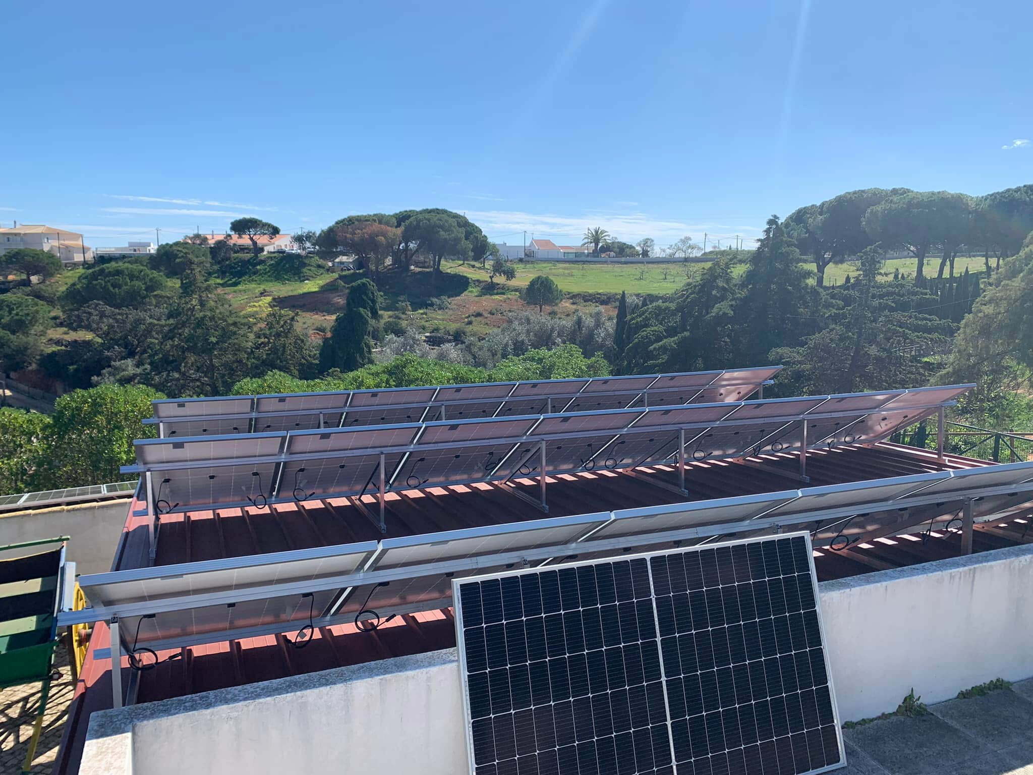 Solar Installation in Porches: 27 Sharp Panels with KOSTAL Plenticore Plus 8.5